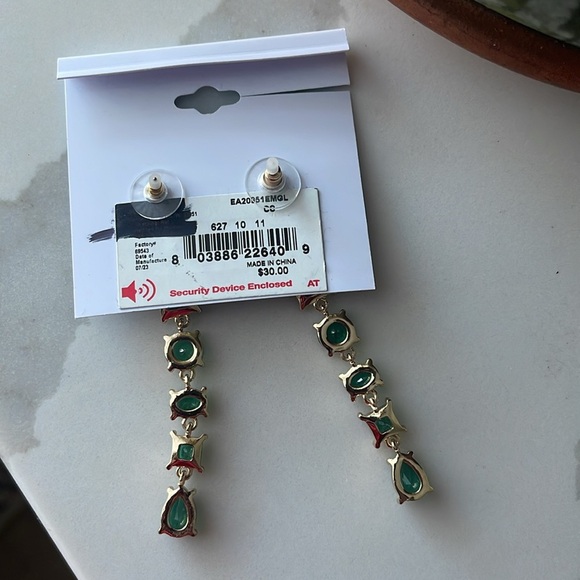 🌿 DRAPER JAMES Rhinestone Drop Earrings, NWT - Picture 4 of 4